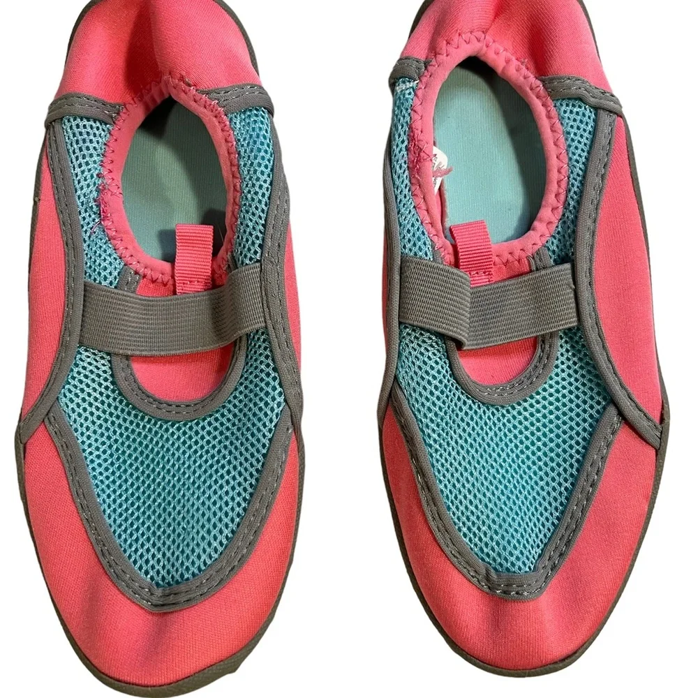 Girls, pink and blue water shoes, size 2–3